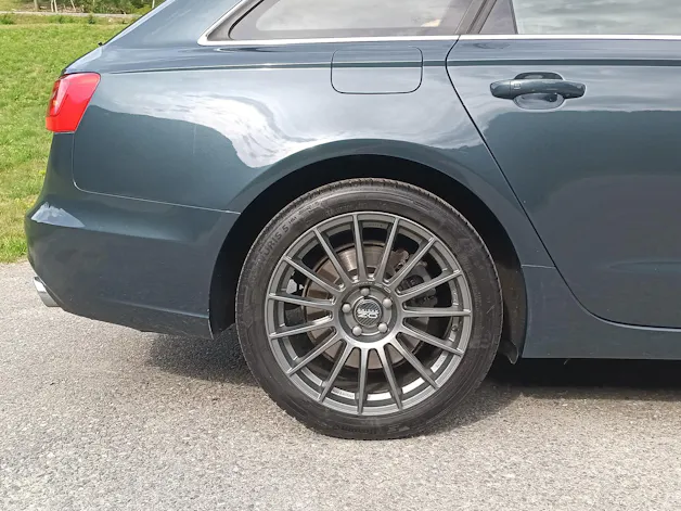 AUDI A6 Avant 3.0 TDI V6 quattro S-tronic
