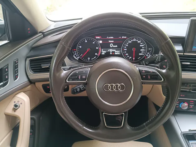AUDI A6 Avant 3.0 TDI V6 quattro S-tronic