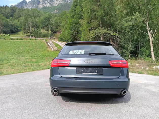 AUDI A6 Avant 3.0 TDI V6 quattro S-tronic