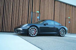 PORSCHE 911 CARRERA S PDK l 400 PS