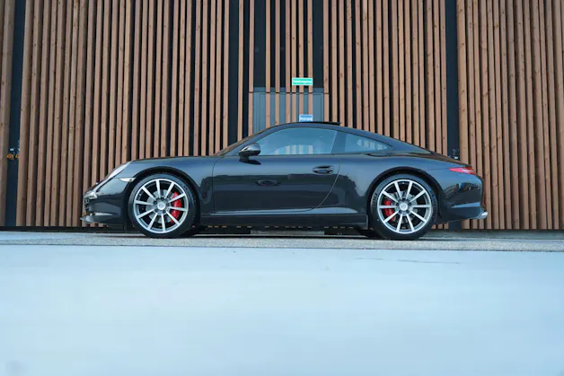 PORSCHE 911 CARRERA S PDK l 400 PS
