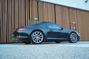 PORSCHE 911 CARRERA S PDK l 400 PS