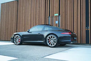 PORSCHE 911 CARRERA S PDK l 400 PS