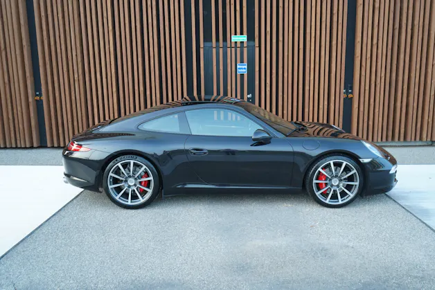 PORSCHE 911 CARRERA S PDK l 400 PS