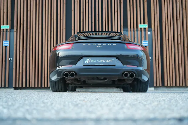 PORSCHE 911 CARRERA S PDK l 400 PS