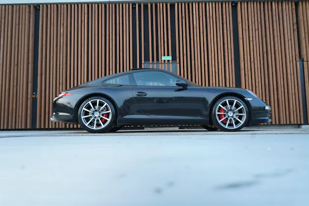 PORSCHE 911 CARRERA S PDK l 400 PS