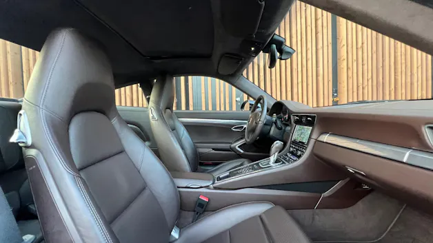 PORSCHE 911 CARRERA S PDK l 400 PS