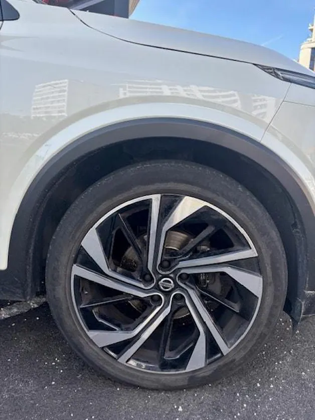 NISSAN Qashqai 1.3 DIG-T MHEV Tekna+ Xtronic 4x4