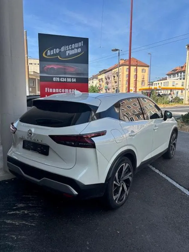 NISSAN Qashqai 1.3 DIG-T MHEV Tekna+ Xtronic 4x4