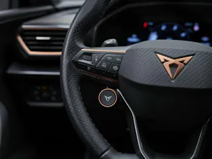CUPRA LEON 2.0 TDI DSG *NEUES MODELL*Werksgarantie*Matrix LED*Lenkradheizung*Assistenten*