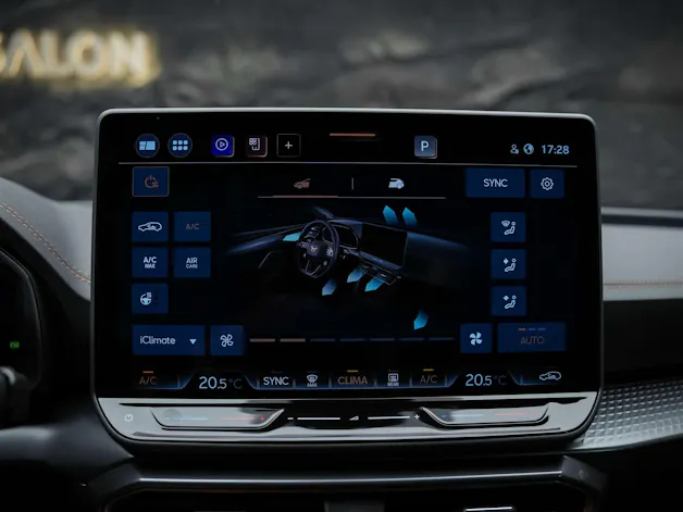 CUPRA LEON 2.0 TDI DSG *NEUES MODELL*Werksgarantie*Matrix LED*Lenkradheizung*Assistenten*