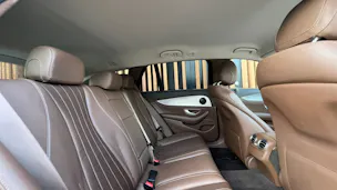 MERCEDES-BENZ E 220 d SWISS STAR AVANTGARDE 4MATIC 9G-TRONIC l 194 PS