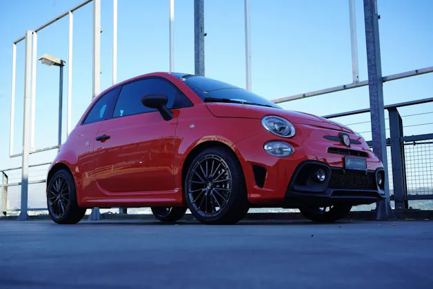 FIAT 595 1.4 16V TURBO ABARTH 595 GRAND PRIX EDITION l 165 PS