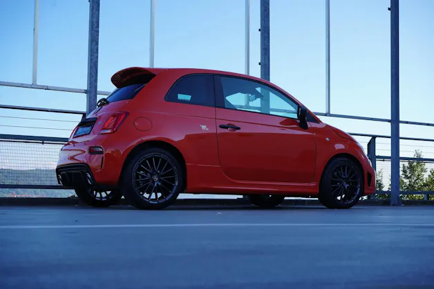 FIAT 595 1.4 16V TURBO ABARTH 595 GRAND PRIX EDITION l 165 PS