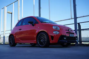 FIAT 595 1.4 16V TURBO ABARTH 595 GRAND PRIX EDITION l 165 PS