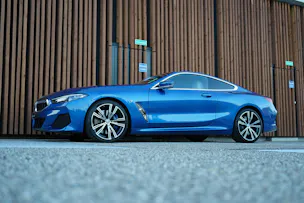 BMW 840d xDRIVE STEPTRONIC SPORT l 320 PS