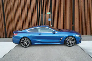 BMW 840d xDRIVE STEPTRONIC SPORT l 320 PS