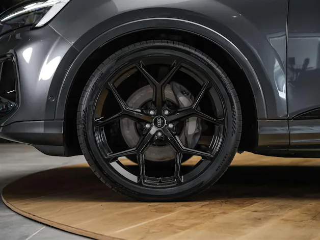 AUDI Q7 50 TDI quattro S Line tiptronic *22" Felgen*Werksgarantie*7 Sitze*Panorama*Head-Up*