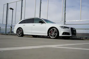 AUDI A6 AVANT 3.0 BiTDI V6 QUATTRO COMPETITION BLACK TIPTRONIC l 326 PS