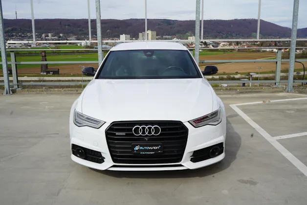 AUDI A6 AVANT 3.0 BiTDI V6 QUATTRO COMPETITION BLACK TIPTRONIC l 326 PS