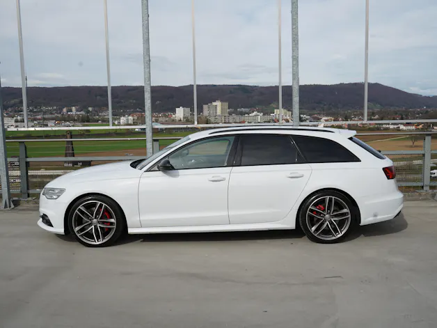 AUDI A6 AVANT 3.0 BiTDI V6 QUATTRO COMPETITION BLACK TIPTRONIC l 326 PS