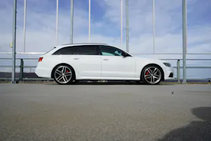 AUDI A6 AVANT 3.0 BiTDI V6 QUATTRO COMPETITION BLACK TIPTRONIC l 326 PS
