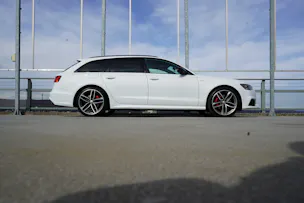 AUDI A6 AVANT 3.0 BiTDI V6 QUATTRO COMPETITION BLACK TIPTRONIC l 326 PS