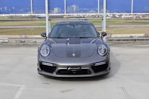 PORSCHE 911 TURBO S EXCLUSIVE PDK l 607 PS
