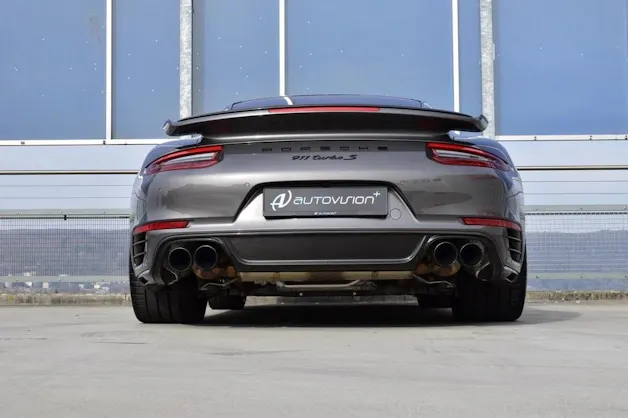 PORSCHE 911 TURBO S EXCLUSIVE PDK l 607 PS