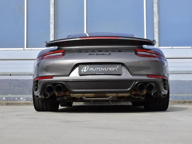PORSCHE 911 TURBO S EXCLUSIVE PDK l 607 PS