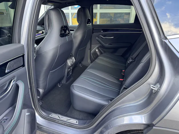 BYD Seal U DM-i Design AWD