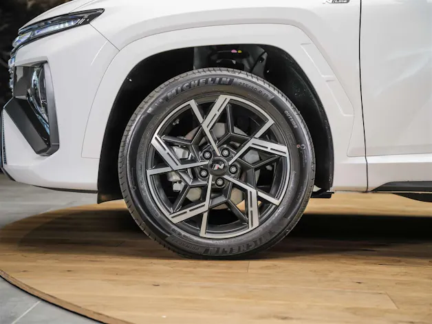 HYUNDAI Tucson 1.6 TGDI HEV N Line 4WD *Werksgarantie*Abstandsregler*Panorama*Lenkradheizung*