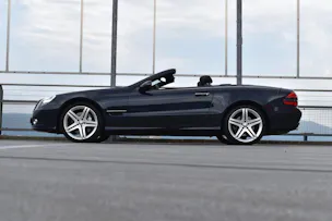 MERCEDES-BENZ SL 500 7G-TRONIC AMG SPORT l 388 PS