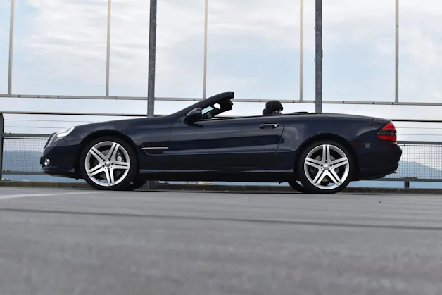 MERCEDES-BENZ SL 500 7G-TRONIC AMG SPORT l 388 PS