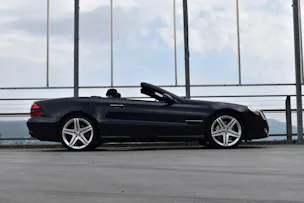 MERCEDES-BENZ SL 500 7G-TRONIC AMG SPORT l 388 PS
