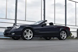 MERCEDES-BENZ SL 500 7G-TRONIC AMG SPORT l 388 PS