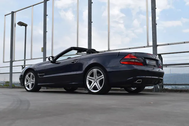 MERCEDES-BENZ SL 500 7G-TRONIC AMG SPORT l 388 PS