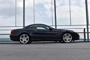 MERCEDES-BENZ SL 500 7G-TRONIC AMG SPORT l 388 PS