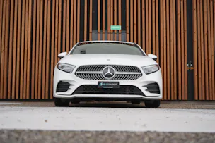 MERCEDES-BENZ A 180 AMG LINE 7G-DCT l 136 PS