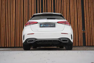MERCEDES-BENZ A 180 AMG LINE 7G-DCT l 136 PS