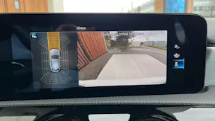 MERCEDES-BENZ A 180 AMG LINE 7G-DCT l 136 PS