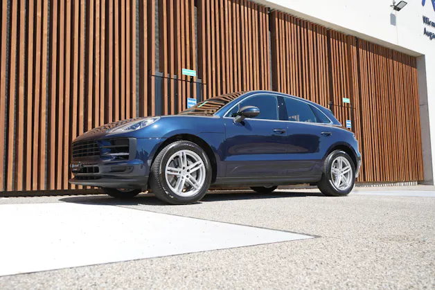 PORSCHE MACAN S PDK l 354 PS