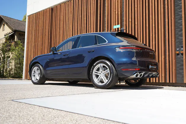 PORSCHE MACAN S PDK l 354 PS