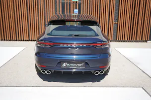 PORSCHE MACAN S PDK l 354 PS
