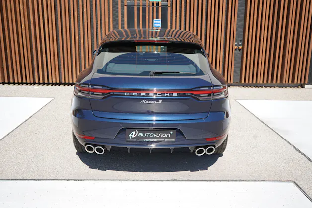 PORSCHE MACAN S PDK l 354 PS