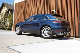 PORSCHE MACAN S PDK l 354 PS
