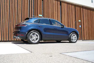PORSCHE MACAN S PDK l 354 PS