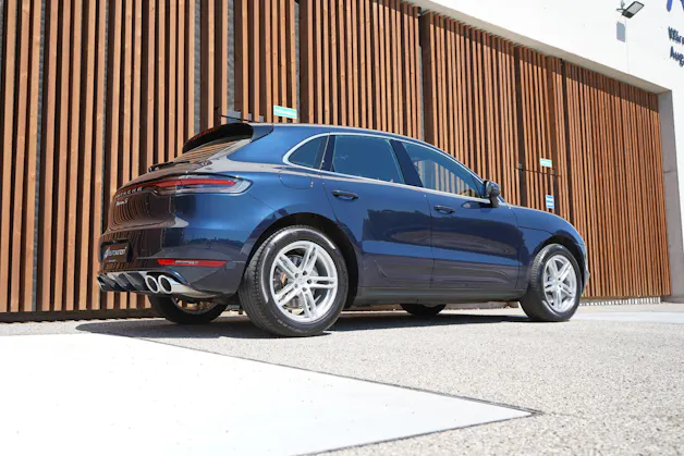 PORSCHE MACAN S PDK l 354 PS