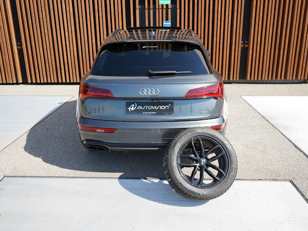 AUDI Q5 45 TFSI S LINE BLACK EDITION QUATTRO S-TRONIC l 265 PS