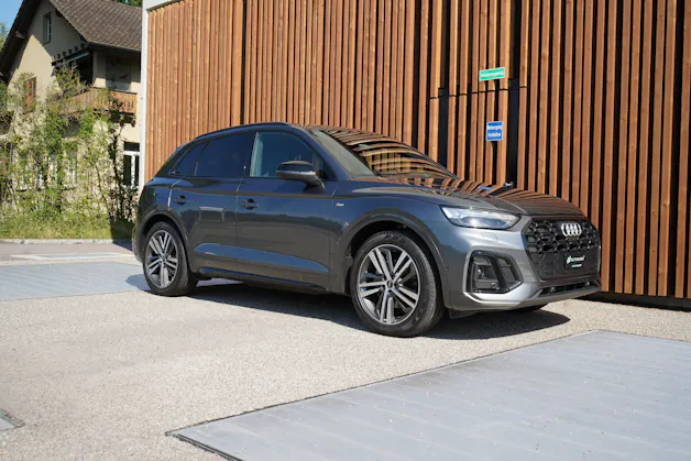 AUDI Q5 45 TFSI S LINE BLACK EDITION QUATTRO S-TRONIC l 265 PS